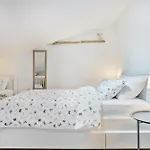Apartma Hisa Pliska アパート *