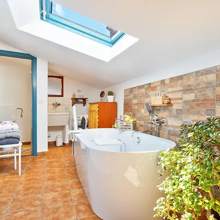 Apartman Apartma Hisa Pliska