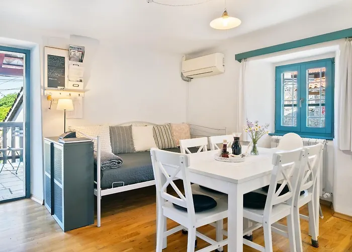 Apartma Hisa Pliska דירה